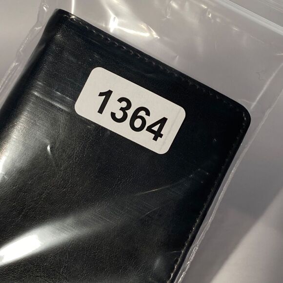 1364 Black Leather Checkbook Case Wallet With Credit Card Slots NWOT - Picture 5 of 5